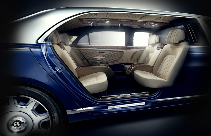 Illustration for article titled Bentley Made A Limo